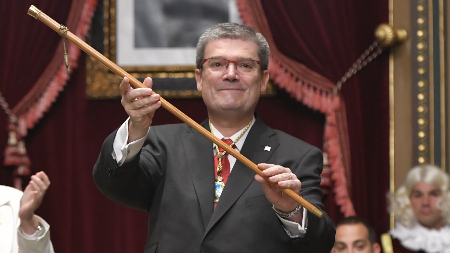 Juan Mari Aburto: “Ahal dudan guztia emango dut eta ez dizuet huts egingo Bilboren interesen defentsan” Juan Mari Aburto: “Ahal dudan guztia emango dut eta ez dizuet huts egingo Bilboren interesen defentsan”