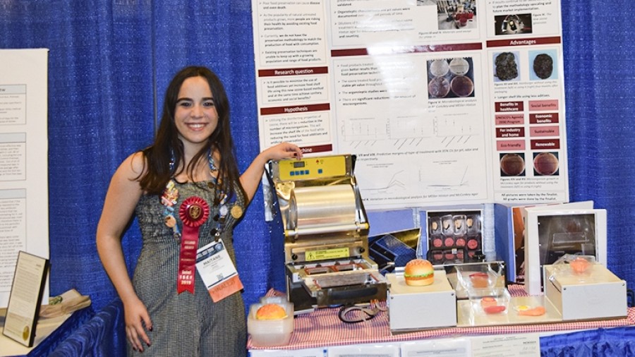 La NASA se interesa por la máquina para conservar alimentos de una una joven vasca