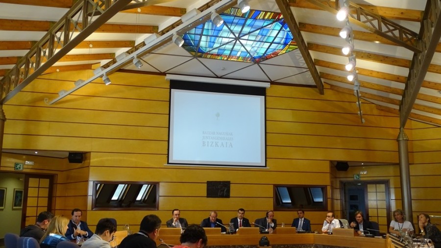 Diputación promoverá la movilidad sostenible en Bizkaia y la mejora continua del transporte público