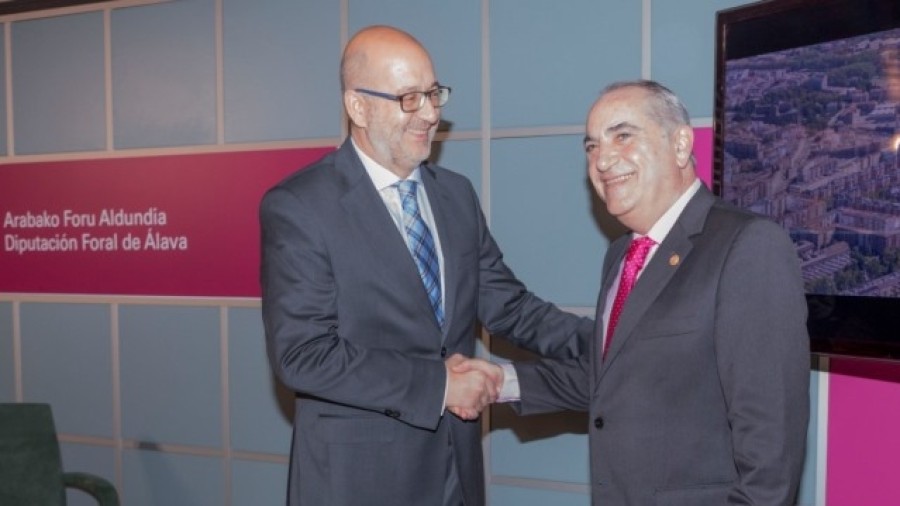 El Gobierno Vasco y la Diputación Foral colaborarán en la revisión de los Planes Territoriales Parciales de Rioja Alavesa y Álava Central El Gobierno Vasco y la Diputación Foral colaborarán en la revisión de los Planes Territoriales Parciales de Rioja Alavesa y Álava Central