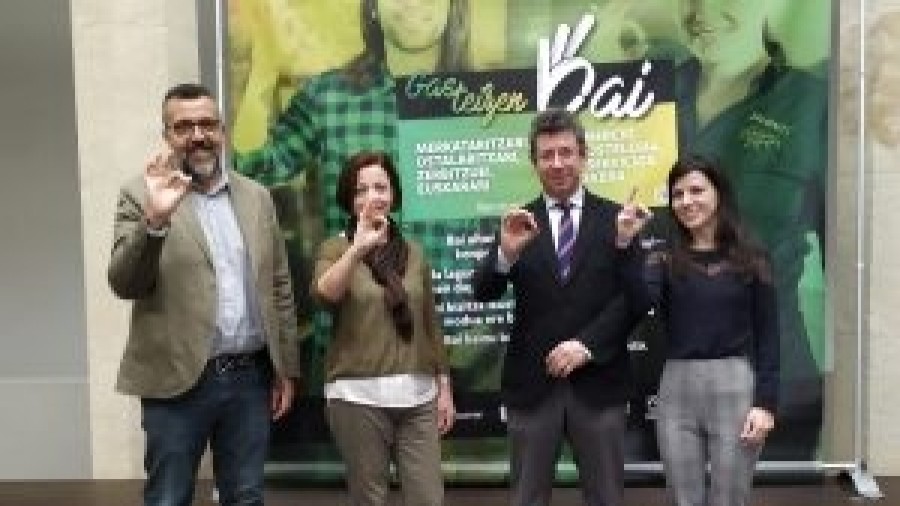La campaña ‘Gasteizen bai’ impulsará el uso del euskera en el comercio y la hostelería hasta mayo La campaña ‘Gasteizen bai’ impulsará el uso del euskera en el comercio y la hostelería hasta mayo