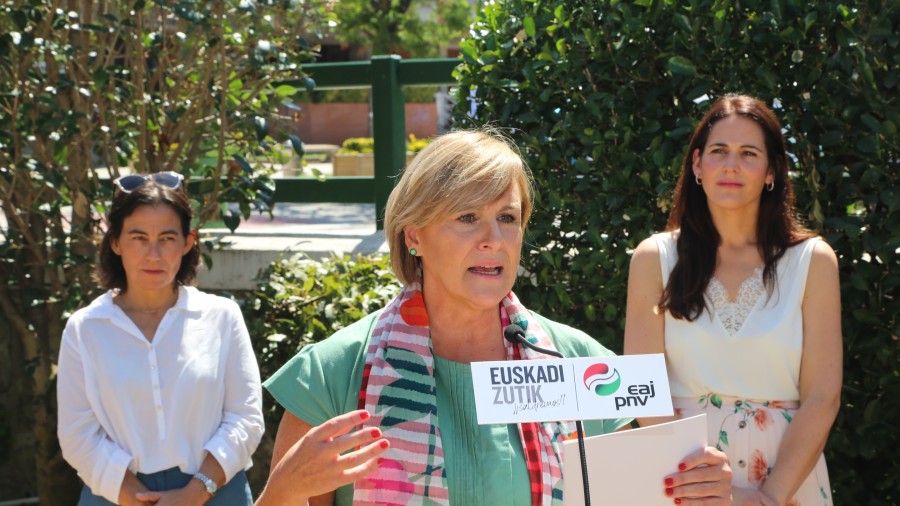 Itxaso Atutxa: “Euskadi berreraikitzea eta enplegua sortzea, inor atzean utzi gabe. Hori da eta izango da EAJren ardura nagusia” Itxaso Atutxa: “Euskadi berreraikitzea eta enplegua sortzea, inor atzean utzi gabe. Hori da eta izango da EAJren ardura nagusia”