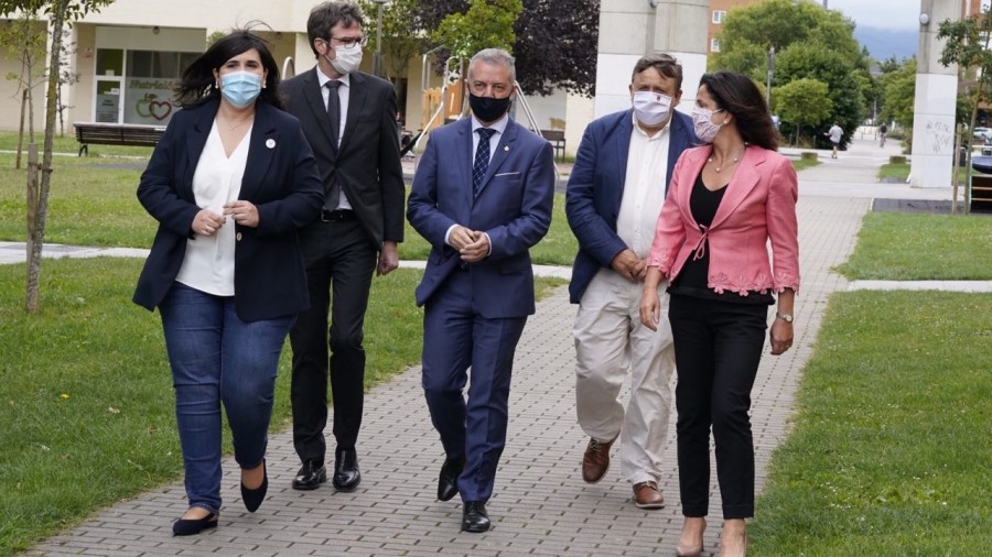 Urkullu se compromete a impulsar políticas para que las familias Urkullu se compromete a impulsar políticas para que las familias