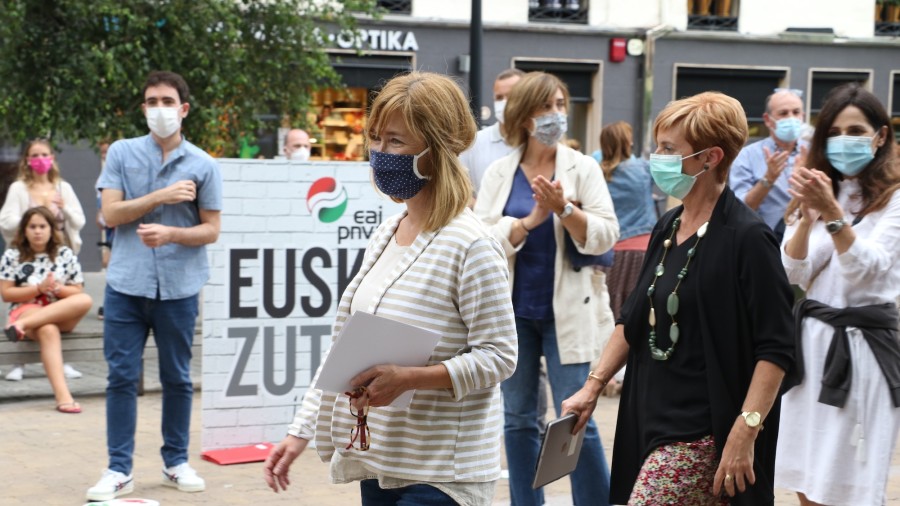 “Lankidetza, lana, ahalegina eta leialtasuna eskaintzen diogu Herriari”