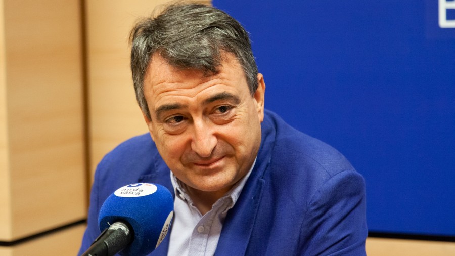 Aitor Esteban pide unos presupuestos Aitor Esteban pide unos presupuestos