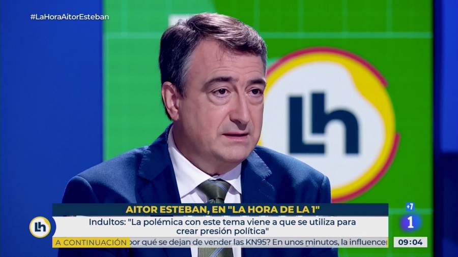 Aitor Esteban ve “con buenos ojos” los indultos a los líderes catalanes “porque los problemas políticos se arreglan a través del diálogo y de las soluciones políticas” Aitor Esteban ve “con buenos ojos” los indultos a los líderes catalanes “porque los problemas políticos se arreglan a través del diálogo y de las soluciones políticas”