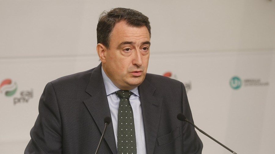 Aitor Estebanek “benetako desproportzio” deitu du Torra Presidentearen gaitasungabetzea 