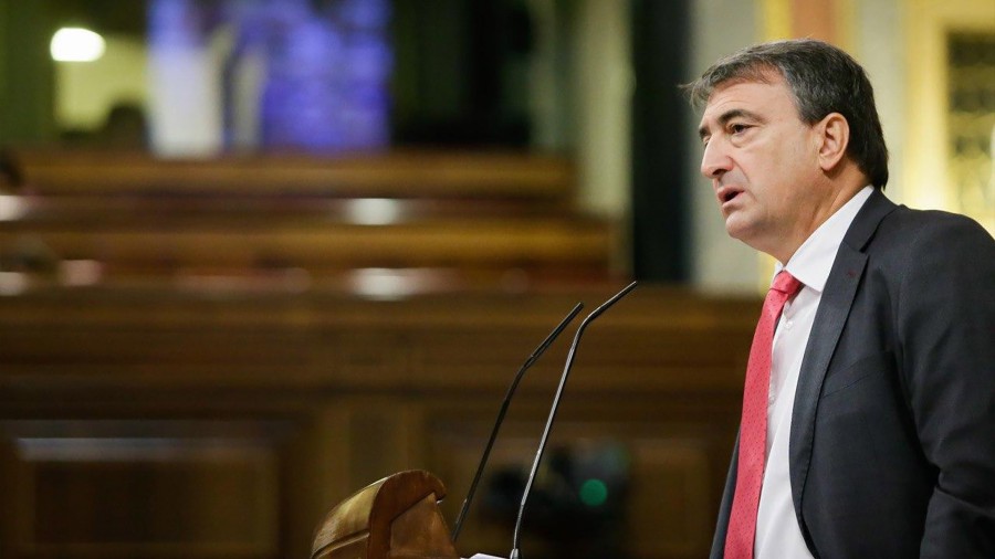 El Grupo Vasco apoya investigar la ‘Operación Kitchen‘ porque se apuntan “conductas graves” que el Parlamento debe dilucidar por “deber institucional” El Grupo Vasco apoya investigar la ‘Operación Kitchen‘ porque se apuntan “conductas graves” que el Parlamento debe dilucidar por “deber institucional”