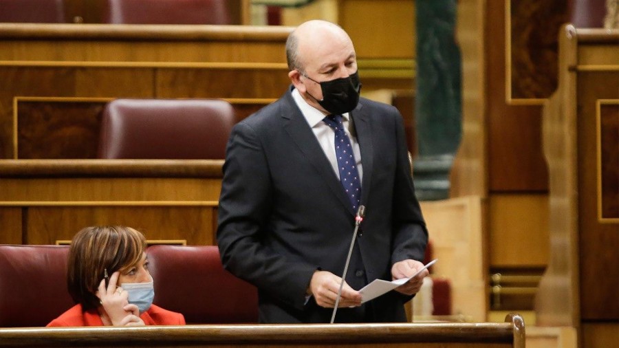 Agirretxea denuncia que el Ministro Planas no ha defendido en las negociaciones europeas de la PAC el ámbito competencial existente Agirretxea denuncia que el Ministro Planas no ha defendido en las negociaciones europeas de la PAC el ámbito competencial existente