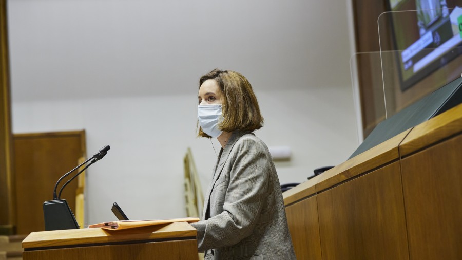 EAJ-PNVk Gasteizen eta Madrilen egindako diskurtsoen arteko “kontraesanak” adierazi dizkio EH Bilduri eta Podemosi