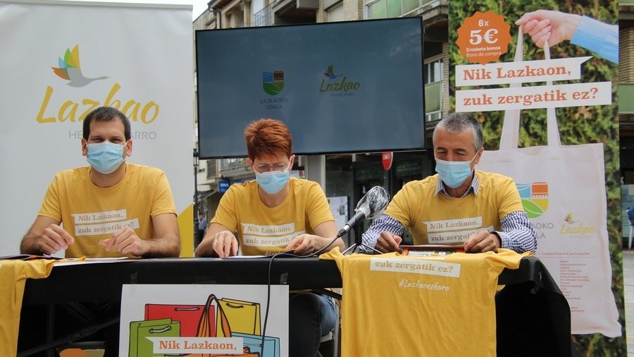 Lehen faseko argazkia Lehen faseko argazkia