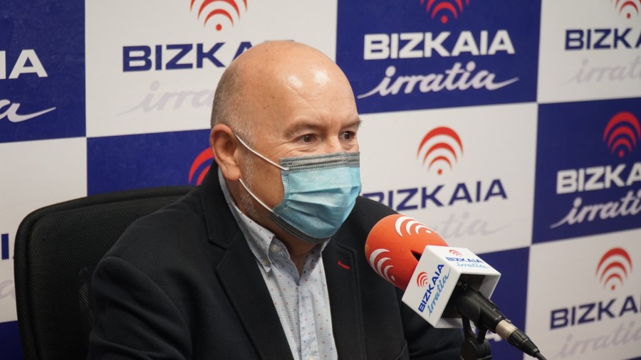 Aurrekontuak erantzukizunez negoziatzeko aukera ez galtzeko eskatu die Iturratek EH Bilduri eta Podemosi