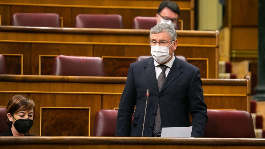 Barandiaran denuncia ante el Ministro Ábalos los retrasos en los proyectos de acceso del TAV a Bilbao y Vitoria Barandiaran denuncia ante el Ministro Ábalos los retrasos en los proyectos de acceso del TAV a Bilbao y Vitoria