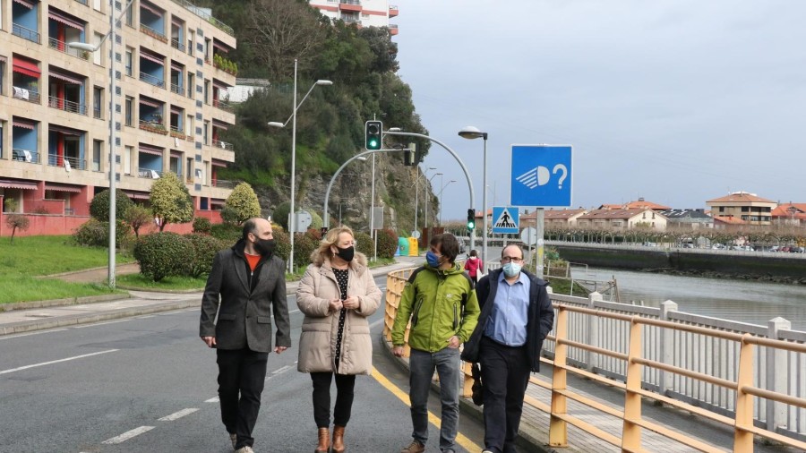 La Diputación Foral de Gipuzkoa finaliza el paseo peatonal que unirá Deba y Mutriku con el último tramo entre Ondarbeltz ay puente de Deba