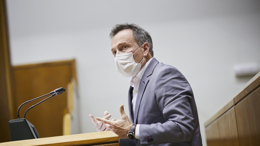 EAJ-PNVk txalotu egin du Eusko Jaurlaritzaren gizarte-ekonomiaren plan estrategikoari dagokionez Legebiltzarrak emandako aho bateko babesa