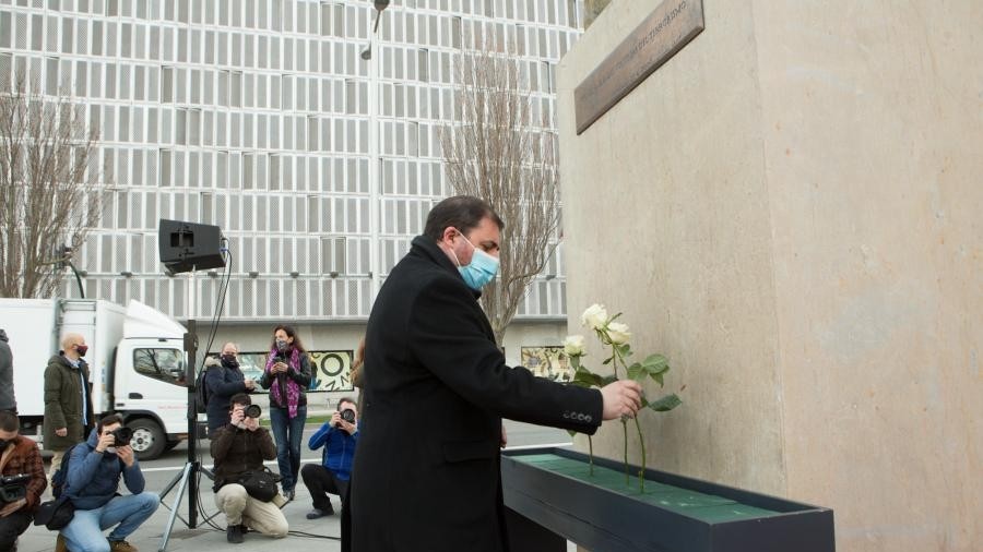 Las instituciones navarras conmemoran el Día Europeo de las Víctimas del Terrorismo