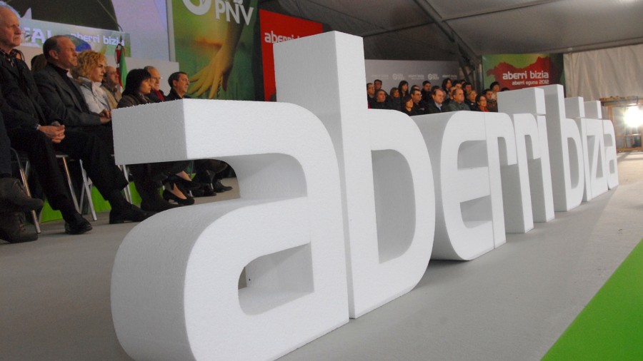 Euskalduna Jauregian egingo duen ekitaldi politiko batekin ospatuko du EAJ-PNVk Aberri Eguna