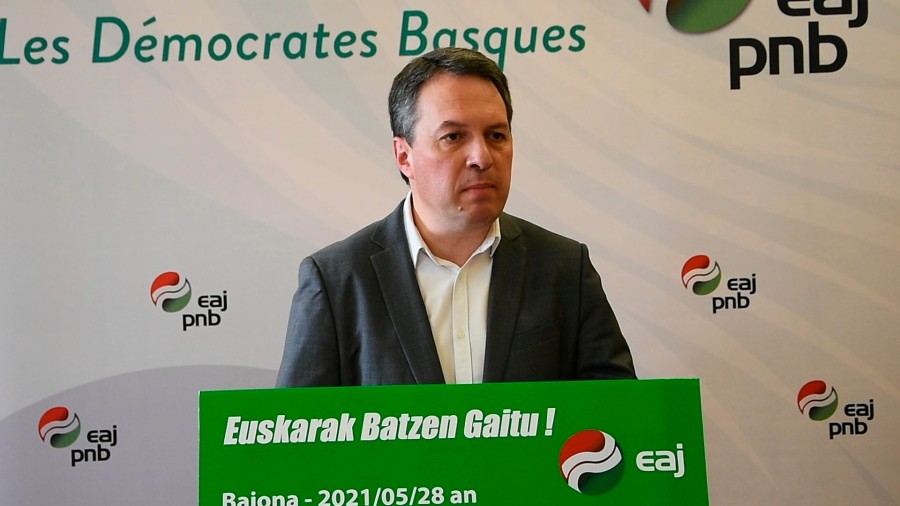 El Ipar Buru Batzar denuncia la incapacidad de las instituciones para asumir la multiculturalidad del Estado francés El Ipar Buru Batzar denuncia la incapacidad de las instituciones para asumir la multiculturalidad del Estado francés