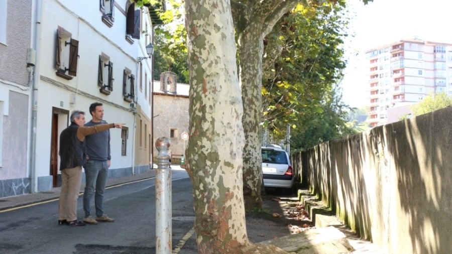 Desde EAJ-PNV solicitamos al gobierno que cumpla su compromiso de reurbanizar la calle Ermita