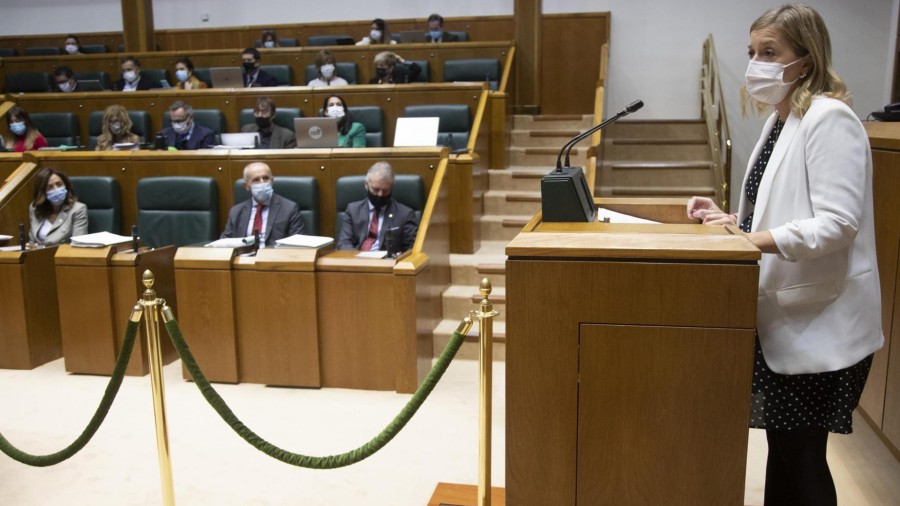 EAJ-PNV pozik agertu da hurrengo LEPak hobetuko dituen eta behin-behinekotasuna murriztuko duen lege bat onartzeagatik