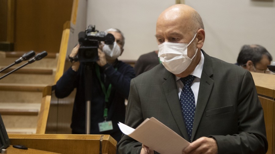 EAJ-PNVk deitoratu egin du EH Bildu ETAko presoen omenaldiak arbuiatzeko Legebiltzarreko akordiotik aldendu izana