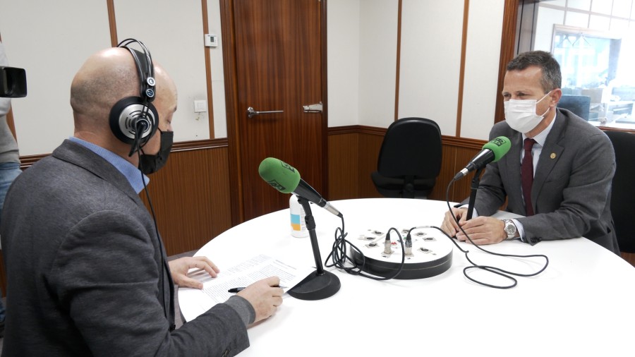 Jokin Bildarratz: “El eje del documento que trabaja el Parlamento es el alumnado, y que éste reciba una educación integral”