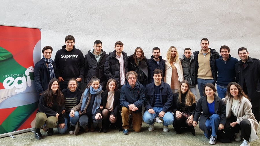 Burujabe ikastaroa: autodeterminazio eskubideaz Azpeitian