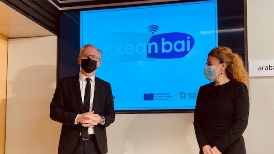 El centro foral Etxean Bai activará servicios innovadores de apoyo a la permanencia de las personas con dependencia en sus hogares El centro foral Etxean Bai activará servicios innovadores de apoyo a la permanencia de las personas con dependencia en sus hogares