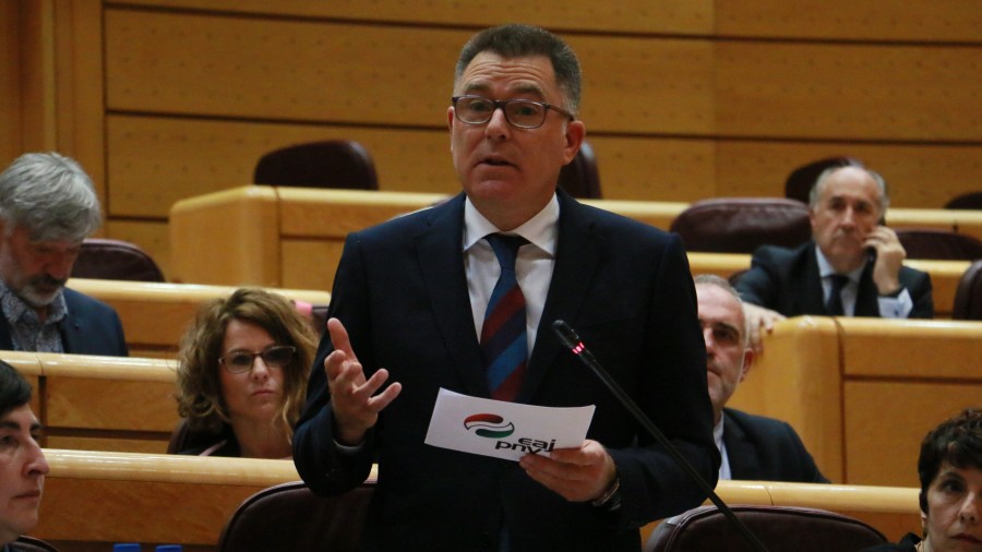 Imanol Landak “Justizia Unibertsalaren erreformari aurre egiteko unea” dela adierazi dio Justizia ministroari