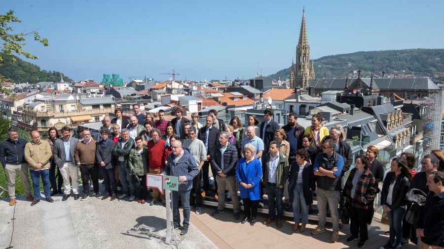 “EAJ lanean ari da Euskadi burujabe bat lortzeko, garapen ekonomikoa eta justizia soziala oinarri hartuta” nabarmendu du Joseba Egibarrek “EAJ lanean ari da Euskadi burujabe bat lortzeko, garapen ekonomikoa eta justizia soziala oinarri hartuta” nabarmendu du Joseba Egibarrek