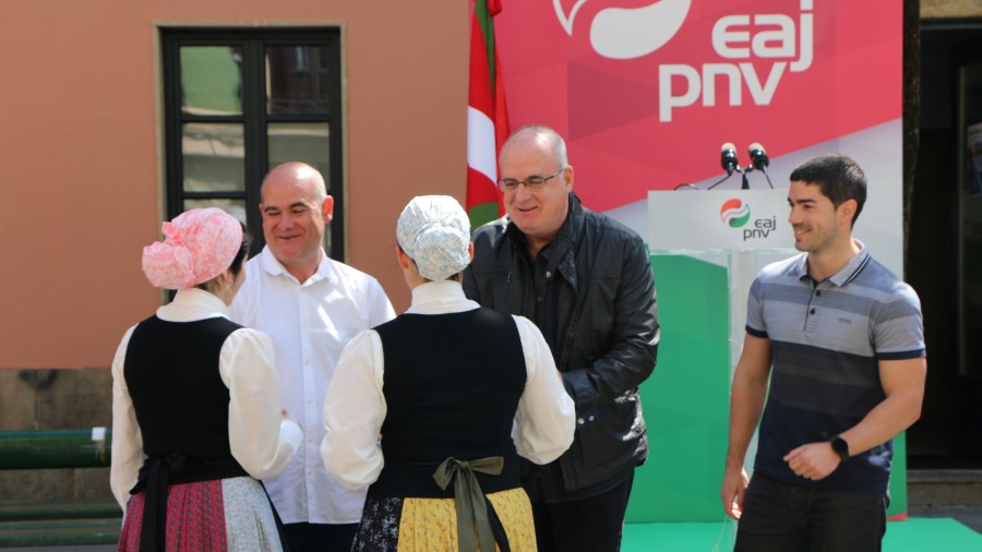 “Amnesiaren aurrean, memoria; adanismoaren aurrean, errealitatea; kamuflajeren aurrean, egia eta benetakotasuna”, defendatu du Joseba Egibarrek “Amnesiaren aurrean, memoria; adanismoaren aurrean, errealitatea; kamuflajeren aurrean, egia eta benetakotasuna”, defendatu du Joseba Egibarrek