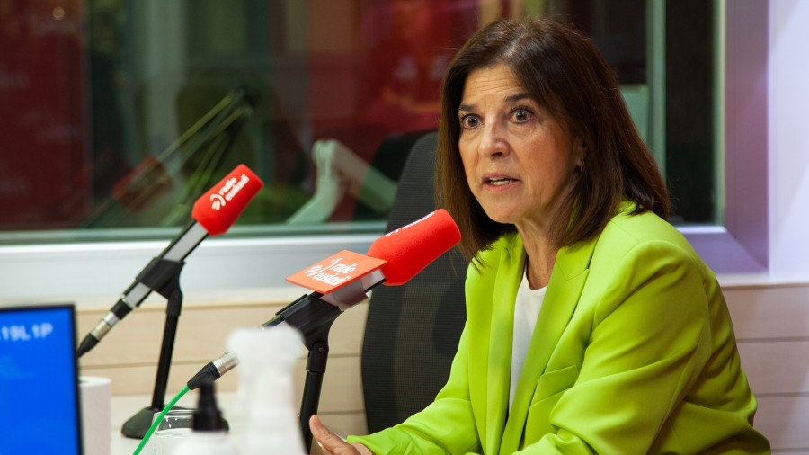 Izaskun Bilbao aplaude que la ciudadanía crea en una Europa más fuerte pero con más implicación local Izaskun Bilbao aplaude que la ciudadanía crea en una Europa más fuerte pero con más implicación local
