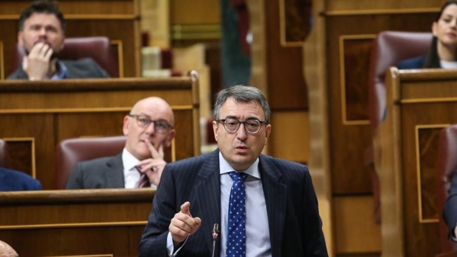 Esteban pide a Sánchez que “se asegure bien” de que la Guardia Civil y la Policía Nacional no disponen del programa Pegasus Esteban pide a Sánchez que “se asegure bien” de que la Guardia Civil y la Policía Nacional no disponen del programa Pegasus