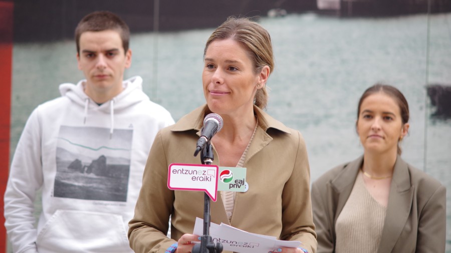Mireia Zarate: “Mientras otros partidos anuncian eslóganes y presentan candidaturas, EAJ-PNV anuncia medidas y presenta proyectos” Mireia Zarate: “Mientras otros partidos anuncian eslóganes y presentan candidaturas, EAJ-PNV anuncia medidas y presenta proyectos”