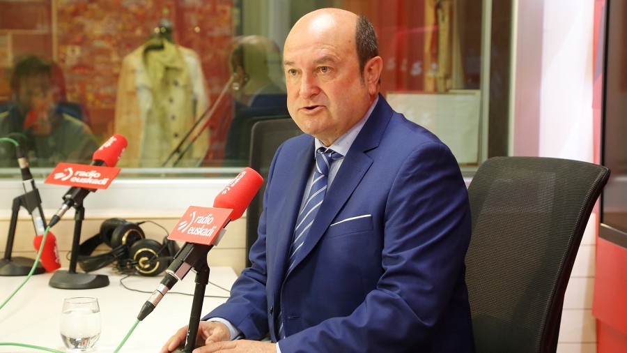 Ortuzar: “Los datos del EiTB Focus nos dicen que hay una buena percepción social de la labor que EAJ-PNV viene realizando en las instituciones” Ortuzar: “Los datos del EiTB Focus nos dicen que hay una buena percepción social de la labor que EAJ-PNV viene realizando en las instituciones”
