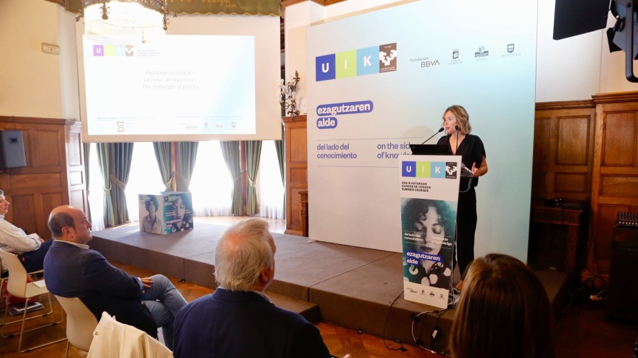 Andoni Ortuzar eta Mireia Zarate, UPV-EHUren udako ikastaroetan