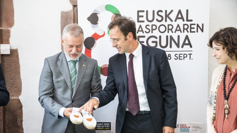 Urkullu Lehendakariak adierazi du euskal diaspora “bizirik dagoela” eta aurrera egiten jarraitu nahi duela
