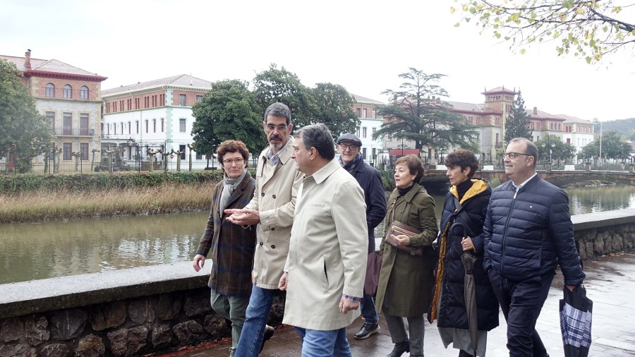 “Loiolako Kuartelak EAJ-PNVk Donostiarekiko duen konpromisoaren adierazle dira” “Loiolako Kuartelak EAJ-PNVk Donostiarekiko duen konpromisoaren adierazle dira”