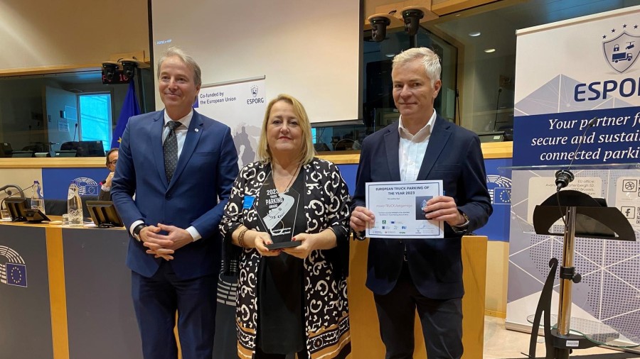 Europako kamioi-aparkalekurik onenari saria jaso du Gipuzkoako Foru Aldundiak, Astigarragako Garraio Zentro Integralagatik 
