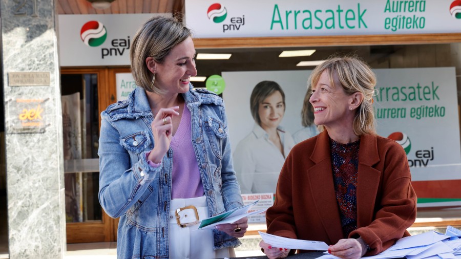 Maria Ubarretxena Arrasateko alkategaiak arrasatearren 400 proposamenetik gora jaso ditu entzute ariketaren bitartez Maria Ubarretxena Arrasateko alkategaiak arrasatearren 400 proposamenetik gora jaso ditu entzute ariketaren bitartez