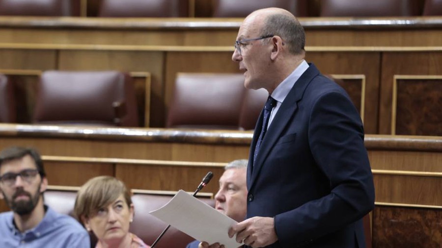 Euskal Taldeak Defentsari exijitu dio epailearen ebazpena bete dezala eta 1980an lagatako lurzorua Erronkariri itzul diezaiola Euskal Taldeak Defentsari exijitu dio epailearen ebazpena bete dezala eta 1980an lagatako lurzorua Erronkariri itzul diezaiola