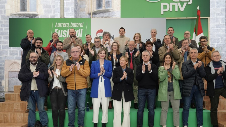 Urkullu advierte de que es necesario seguir defendiendo y desarrollando el autogobierno para garantizar el futuro de vascas y vascos Urkullu advierte de que es necesario seguir defendiendo y desarrollando el autogobierno para garantizar el futuro de vascas y vascos
