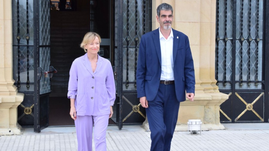 Parke Teknologikoa handitzea eta Anoetako kirol instalazioen berritzea bultzatzea hitzartu dute Mendozak eta Goiak Parke Teknologikoa handitzea eta Anoetako kirol instalazioen berritzea bultzatzea hitzartu dute Mendozak eta Goiak
