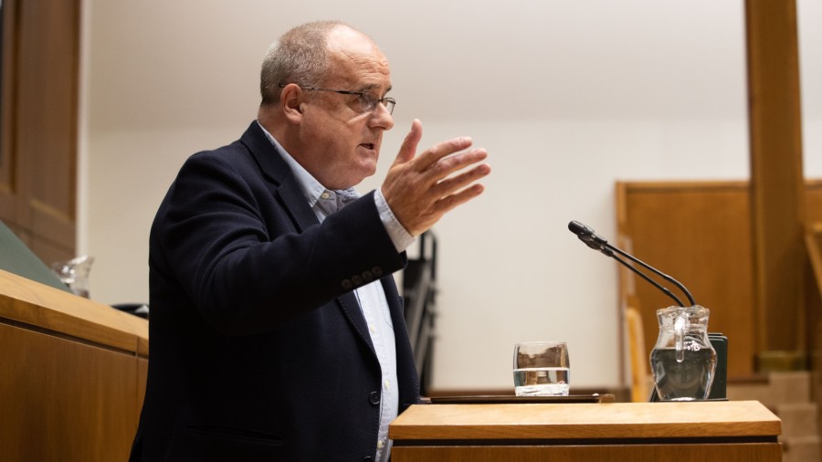 Egibarrek Urkullu lehendakariaren zerbitzu publikoen defentsa nabarmendu du Legebiltzarreko Politika Orokorreko Eztabaidan