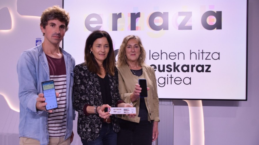 El Gobierno Vasco y el ayuntamiento de Donostia ponen en marcha una app para que comerciantes y hosteleros aprendan diccionario básico en euskera