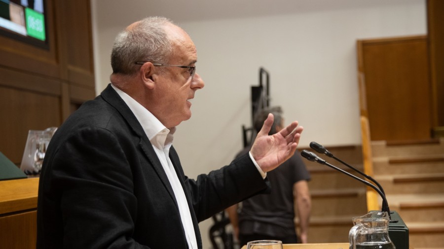 Joseba Egibarrek amnistia babesten du Katalunia eta Estatuaren artean “kontagailua hutsean” jartzeko