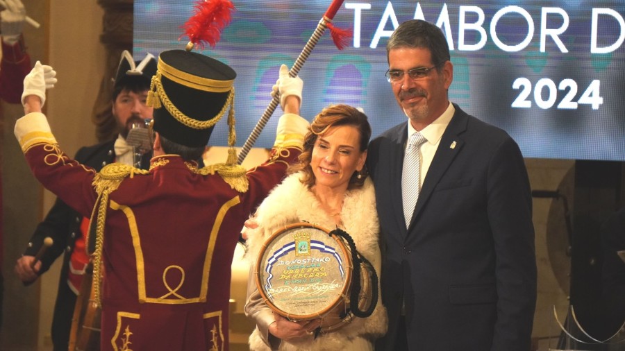 Isabel Verdinik 2024ko Urrezko Danborra jaso du Isabel Verdinik 2024ko Urrezko Danborra jaso du