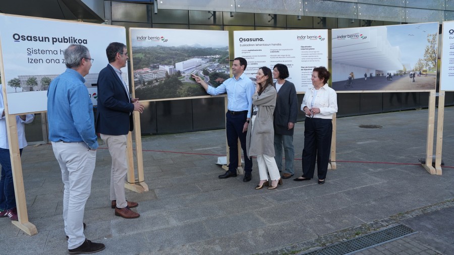 Imanol Pradales: “Invertiremos 1.250 millones de euros para ampliar y mejorar los hospitales y ambulatorios por todo Euskadi” Imanol Pradales: “Invertiremos 1.250 millones de euros para ampliar y mejorar los hospitales y ambulatorios por todo Euskadi”