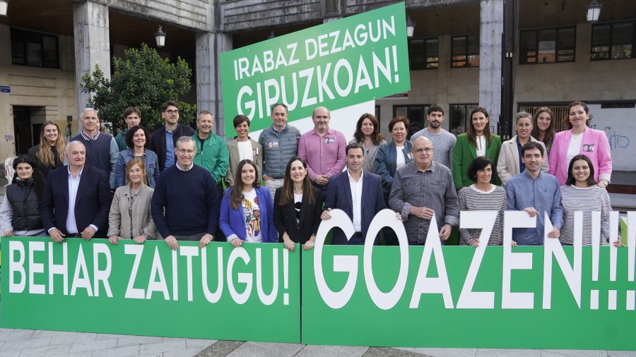 Imanol Pradales: “Gizarteari azaldu behar zaio jokoan zer dagoen eta ongizatearen Euskadi berriarekin amesteko aukera eman” Imanol Pradales: “Gizarteari azaldu behar zaio jokoan zer dagoen eta ongizatearen Euskadi berriarekin amesteko aukera eman”