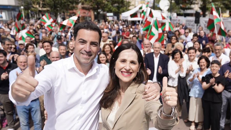 Imanol Pradales: “Iritsi da ordua gure seme eta alaben ongizaterako giltza nori utziko diogun erabaki dezagun” Imanol Pradales: “Iritsi da ordua gure seme eta alaben ongizaterako giltza nori utziko diogun erabaki dezagun”